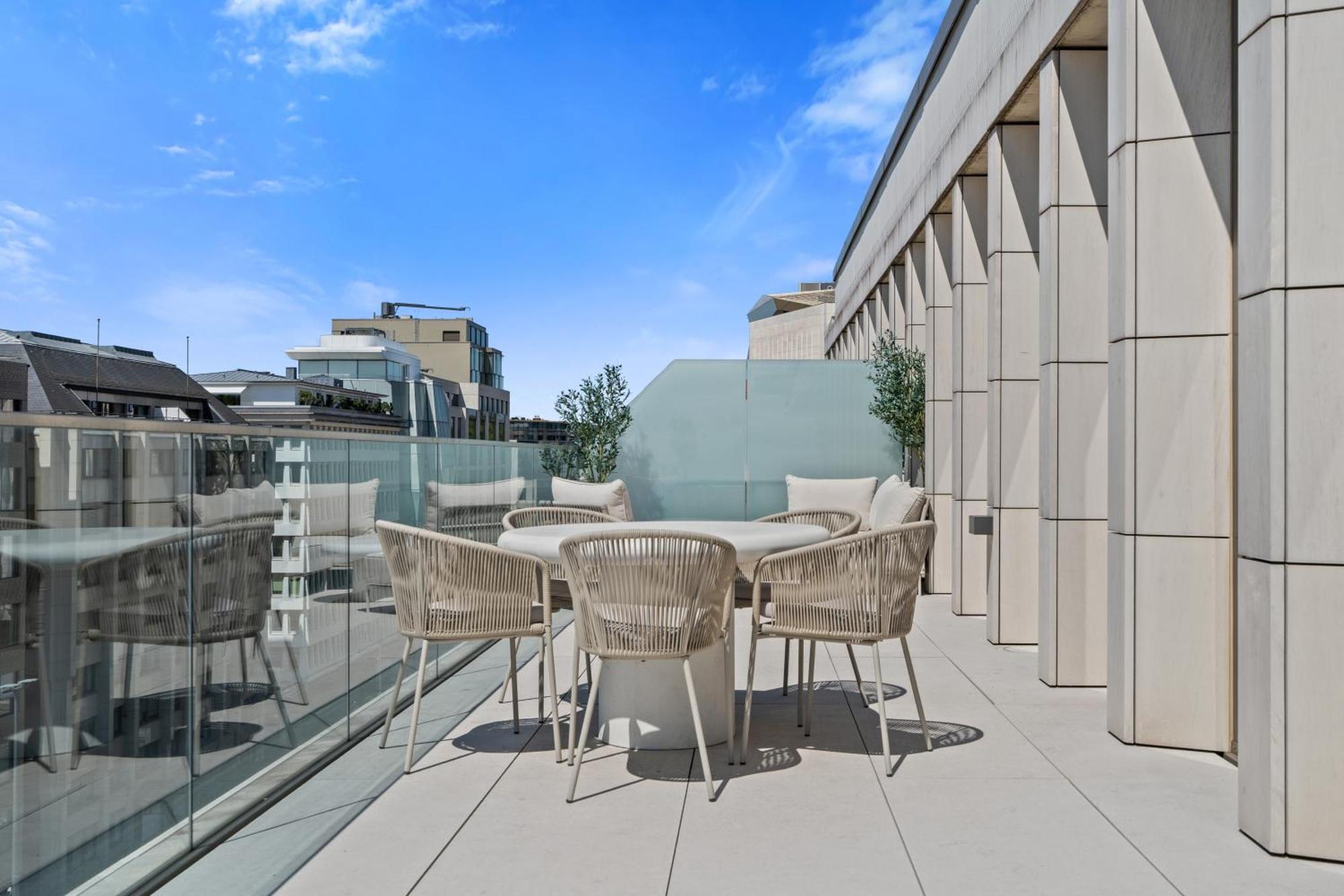 Voya Residence Zenit Royal - Luxury Apart Hotel Rooftop Views & Concierge Luxemburg Buitenkant foto